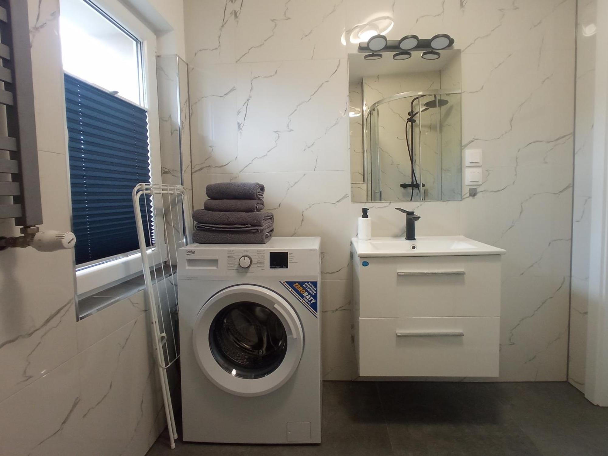 Apartament Wolnosci Еленя-Гура Экстерьер фото